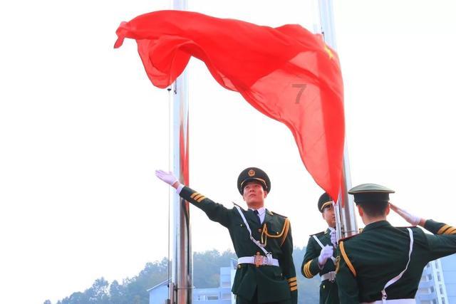黄色小人推箱子